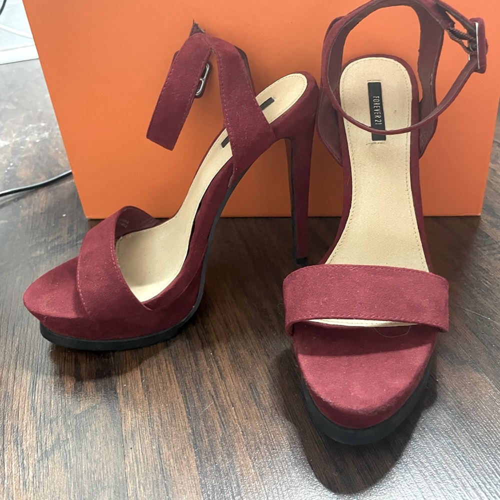 Forever 21 sexy Red high heels